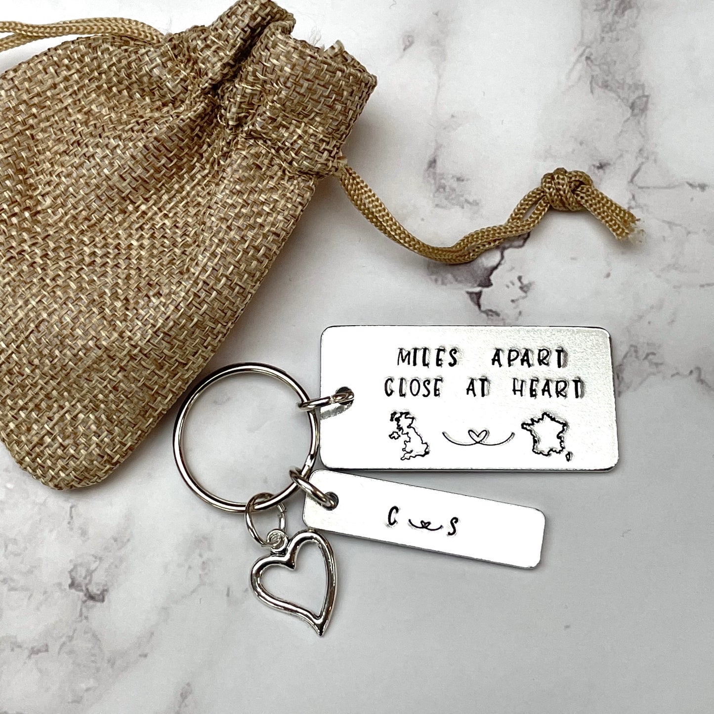 Miles Apart Close at Heart keyring - choice of countries