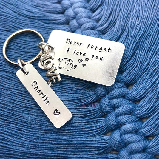 'Never forget I love you' personalised keyring