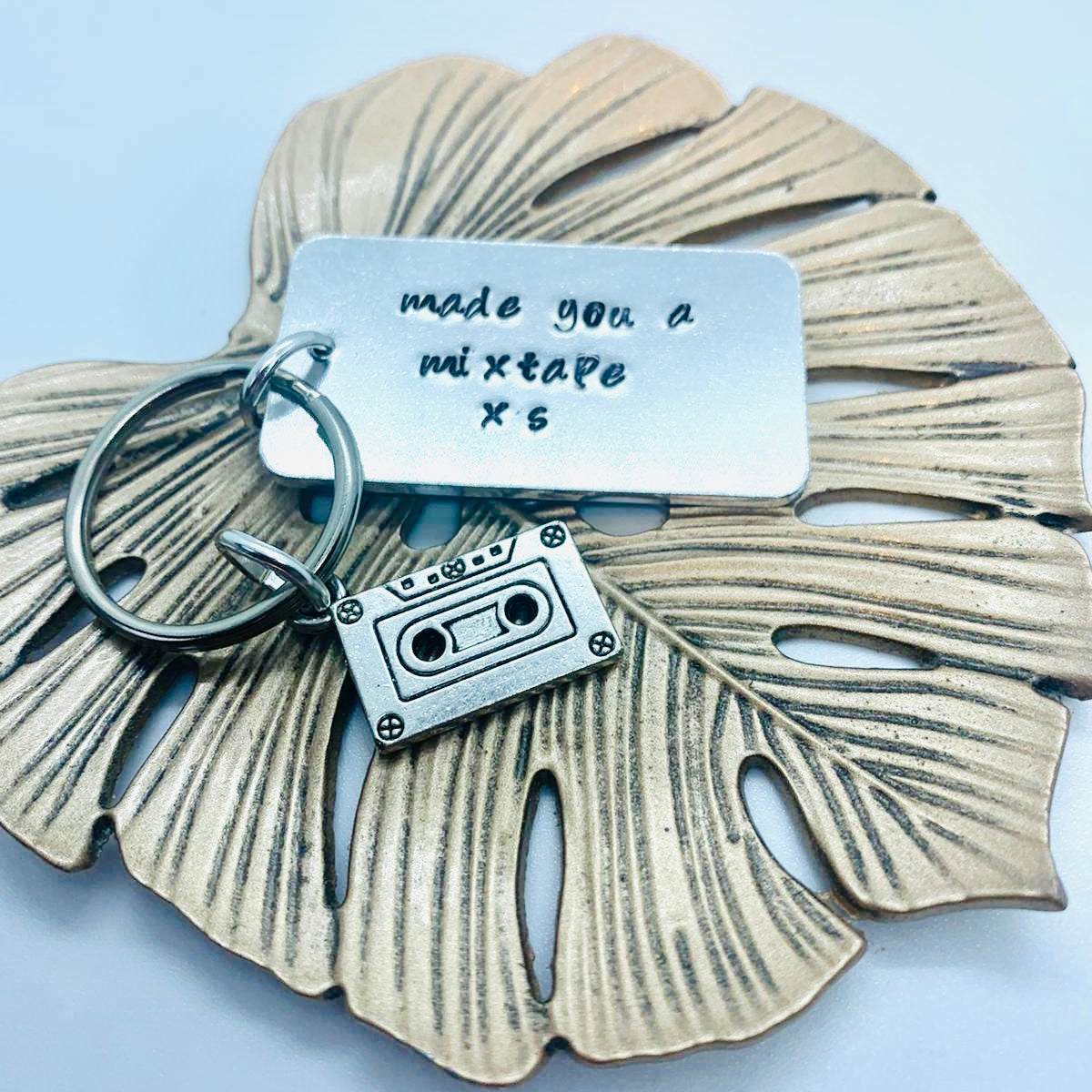 Personalised message keyring with charm